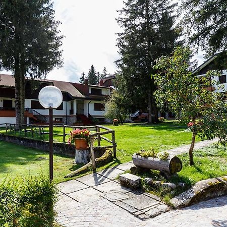 Residence Dei Medici-La Casa Nel Parco Pescasseroli Exterior foto